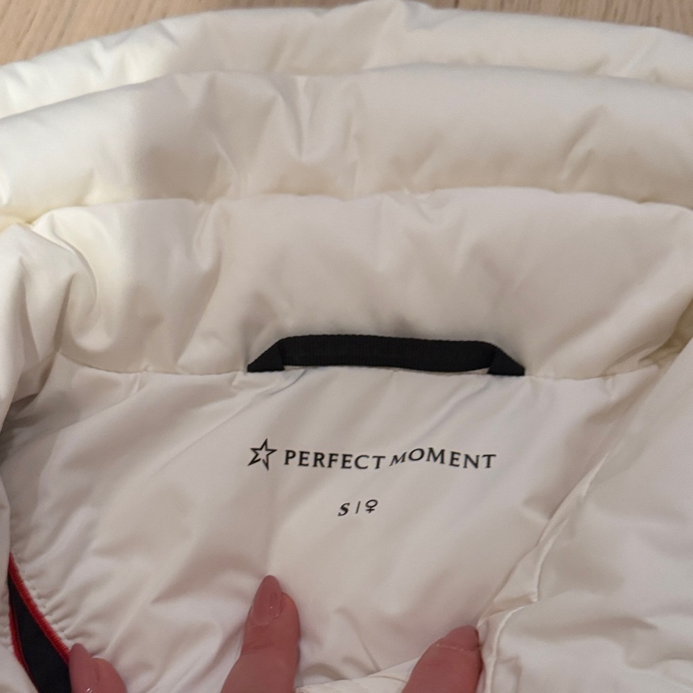 Perfect Moment Queenie White Puffer Jacket - Picture 4 of 4